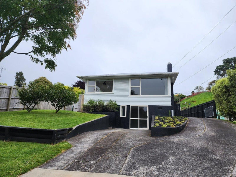 132 Huatoki Street, Frankleigh Park, New Plymouth - Carousel 1