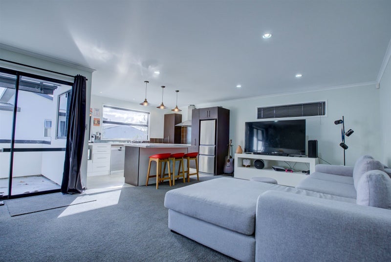 44D Willoughby Street, Whitiora, Hamilton - Carousel 1