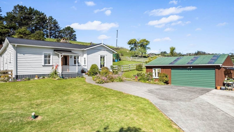 96 Kaipara Coast Highway, Kaukapakapa - Carousel 1