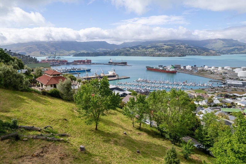 18 Dudley Road, Lyttelton - Carousel 2