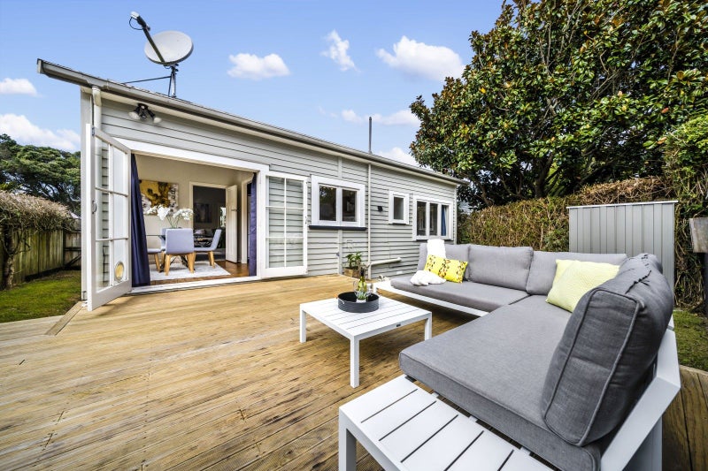 2 Irirangi Road, Greenlane, Auckland - Carousel 2