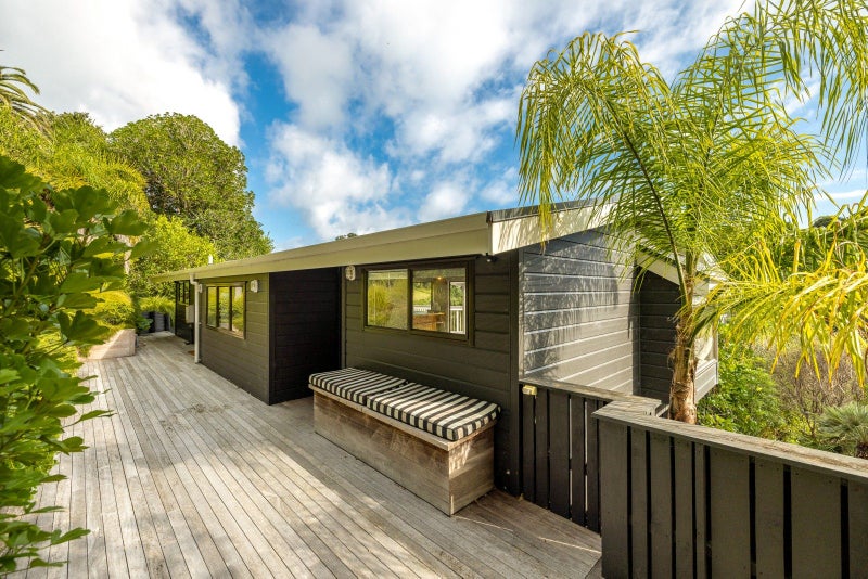 84 Coromandel Road, Oneroa, Waiheke Island - Carousel 2