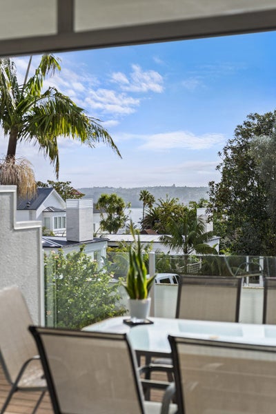 4/3 Hamilton Road, Herne Bay, Auckland - Carousel 21