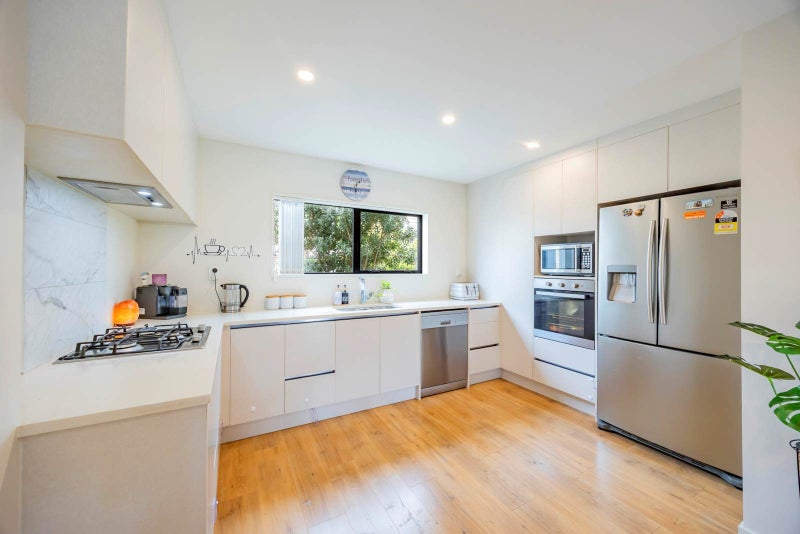 6 Nga Waka Place, Mangere, Auckland - Carousel 2