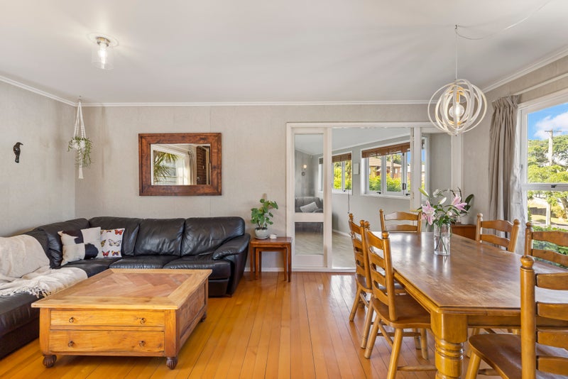 74 Shoreham Street, Avondale, Auckland - Carousel 2