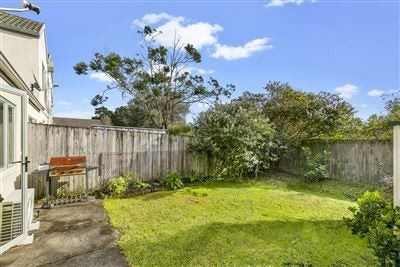 13 Kona Crescent, Henderson, Auckland - Carousel 2
