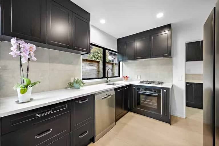 10A Avice Street, Remuera, Auckland - Carousel 2