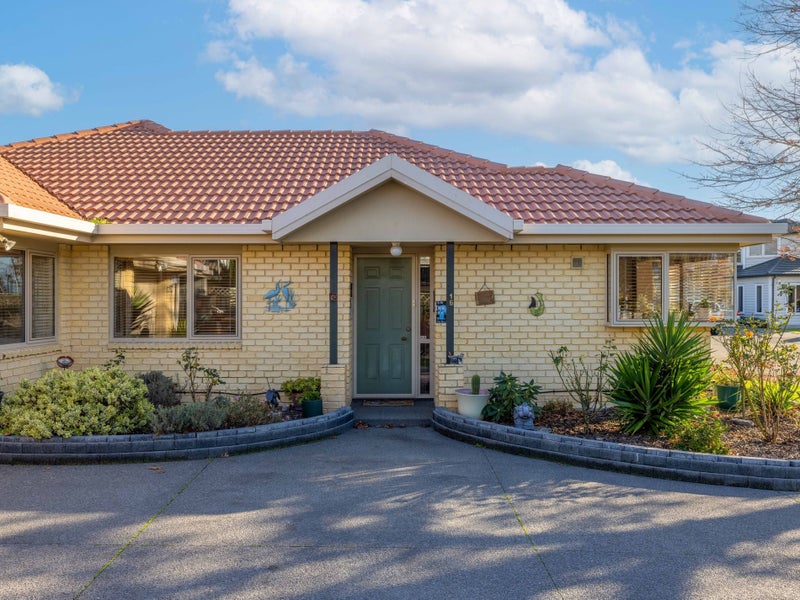 16 Sutton Place, Dallington, Christchurch - Carousel 2