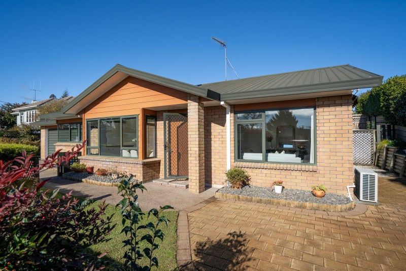 80 Raleigh Street, Leamington, Cambridge - Carousel 2