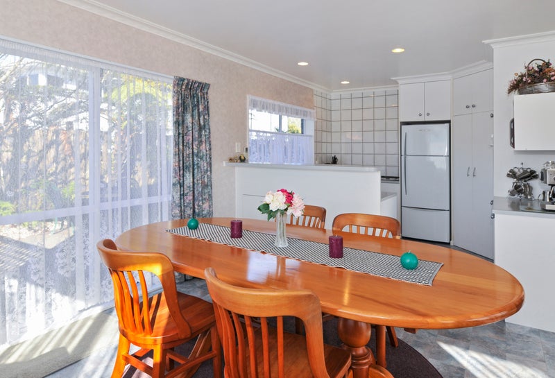 15 Mark Place, Lynmore, Rotorua - Carousel 26