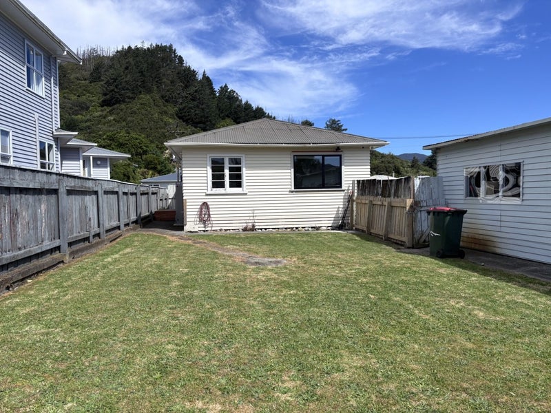 11 Thirlmere Street, Wainuiomata, Lower Hutt - Carousel 11