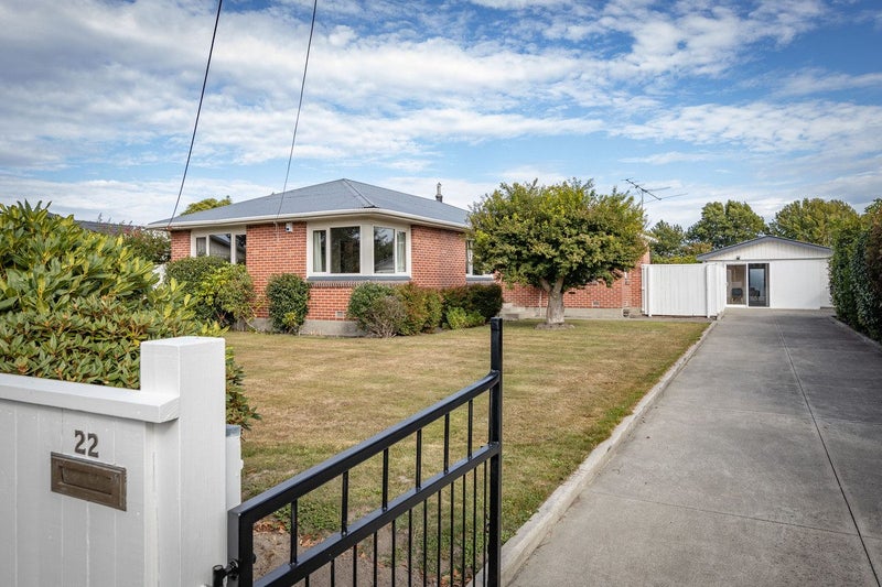 22 Steadman Road, Broomfield, Christchurch - Carousel 1