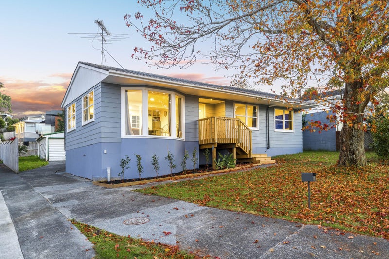 37 Keegan Drive, Massey, Auckland - Carousel 37