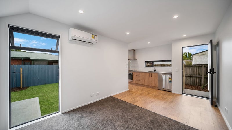 4/13 Leitch Street, Somerfield, Christchurch - Carousel 2