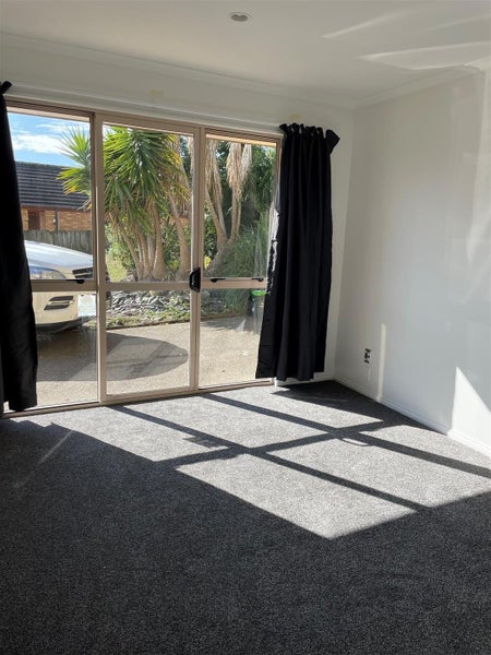 10 Brailsford Ct, Dannemora, Manukau - Carousel 1