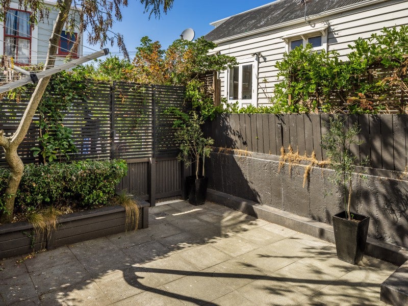 73 Nairn Street, Mount Cook, Wellington - Carousel 13