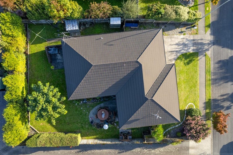 8 Maple Crescent, Richmond - Carousel 2