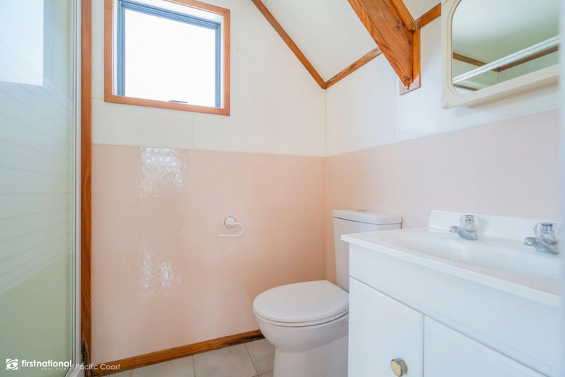 111 The Grove, Onemana - Carousel 27