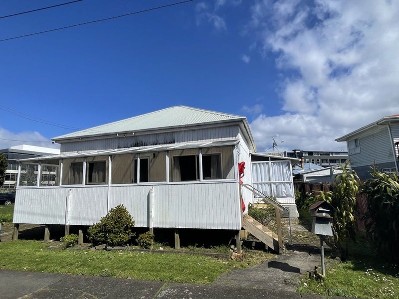 4 Hudson Street, Ellerslie, Auckland - Carousel 1