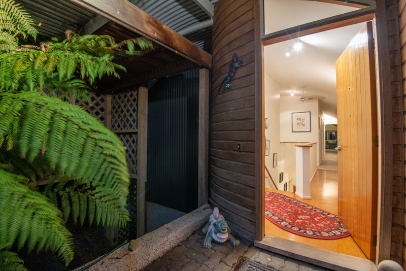 35 Garden Place, Glenleith, Dunedin - Carousel 35