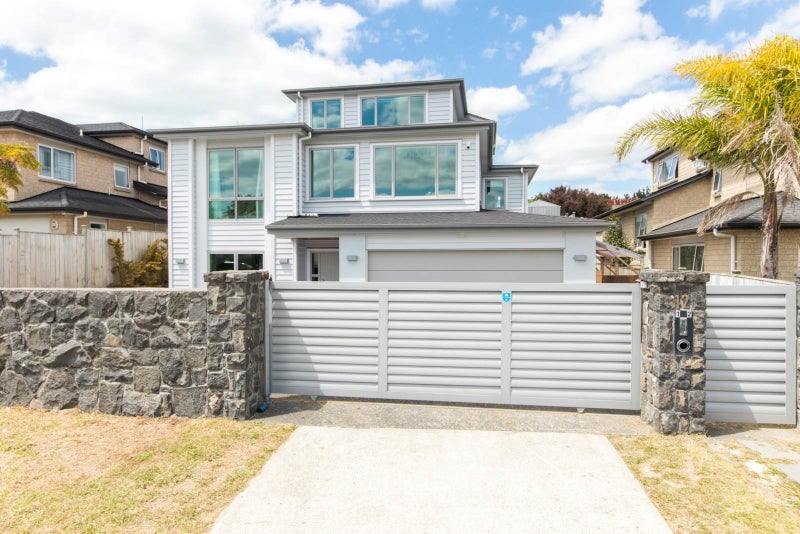 12 Ballyboe Place, Pinehill, Auckland - Carousel 1