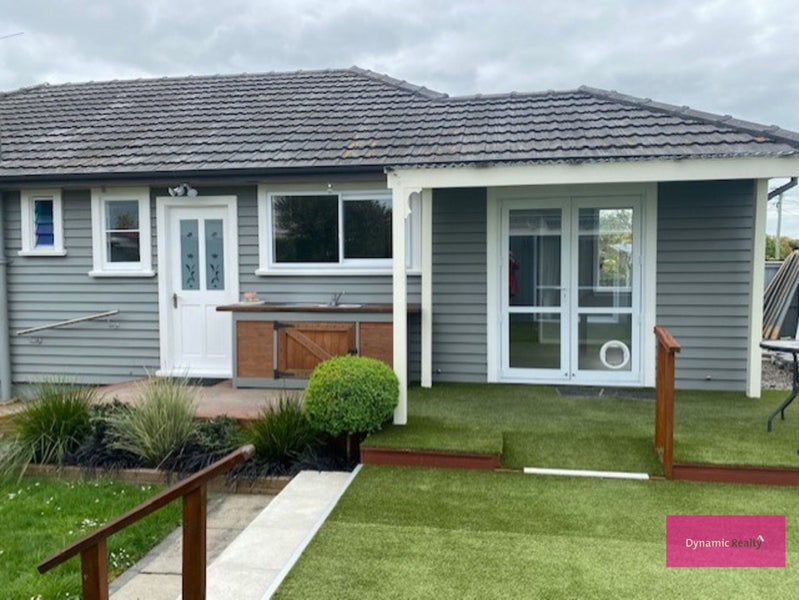 18 Bideford Place, Dallington, Christchurch - Carousel 2