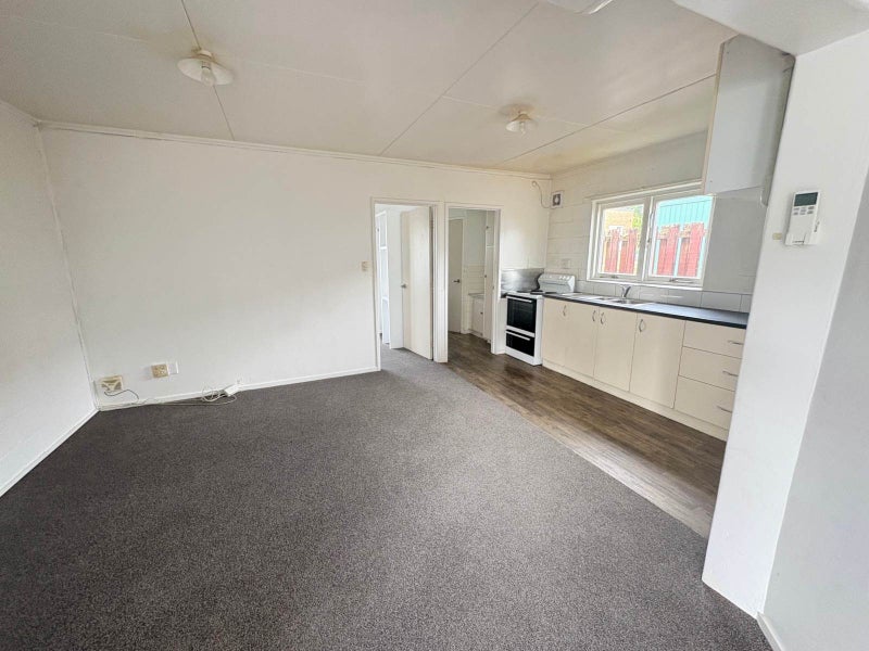 2 Deveron Street, Regent, Whangarei - Carousel 1