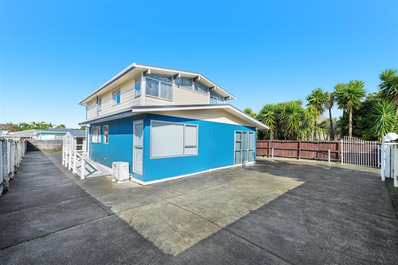 10 Tabitha Crescent, Henderson, Auckland - Carousel 2
