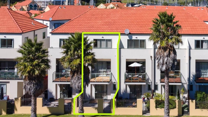 16 Waterside Crescent, Gulf Harbour, Whangaparaoa - Carousel 1