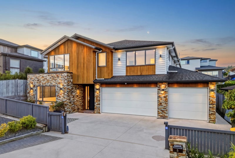 5 Luff Place, Long Bay, Auckland - Carousel 2
