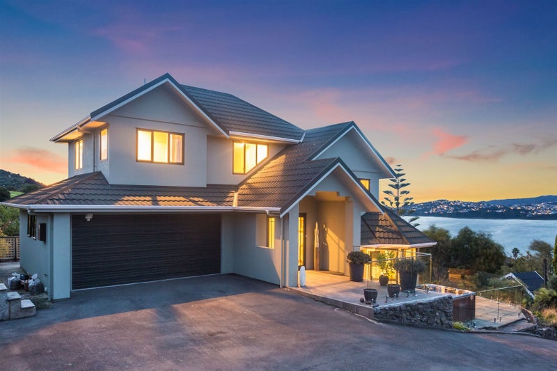 34 The Crowsnest, Whitby, Porirua - Carousel 40