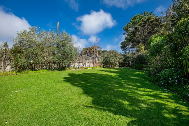 140 The Avenue, Lucas Heights, Auckland - Carousel 24