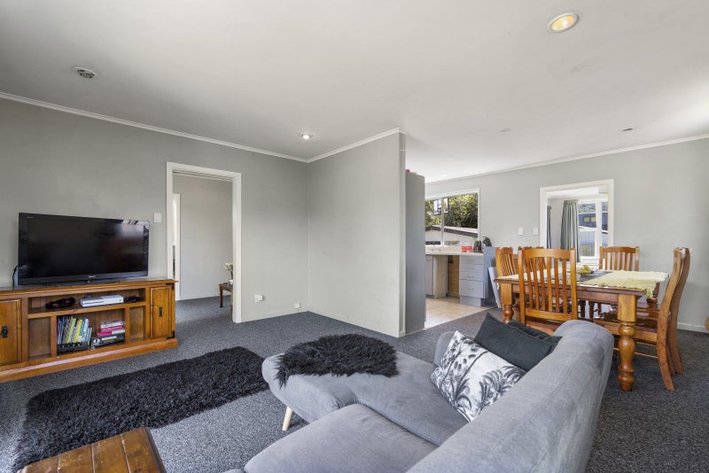 93 Clayton Road, Mangakakahi, Rotorua - Carousel 1