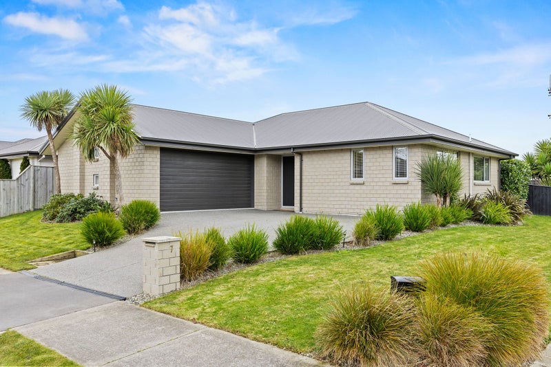 7 Seaward Street, Pegasus, Pegasus - Carousel 1