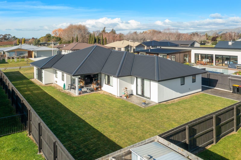 23 Spencer Place, Springlands, Blenheim - Carousel 1