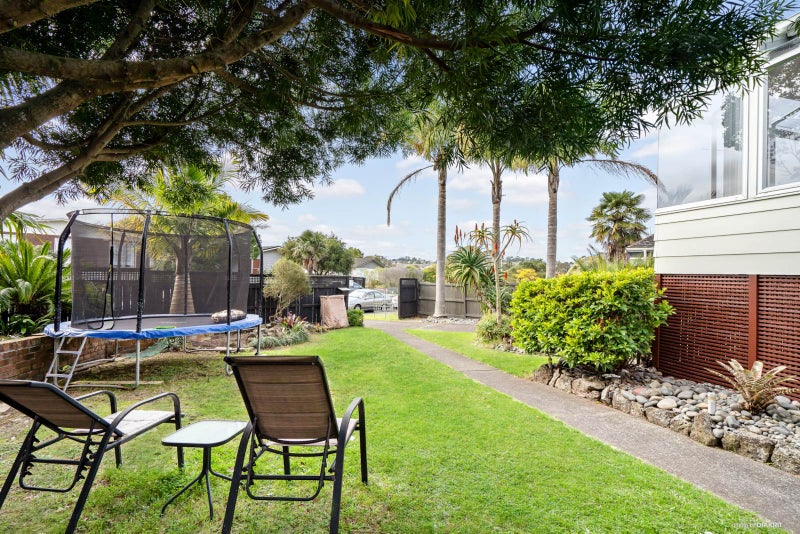 22 Salamanca Road, Sunnynook, Auckland - Carousel 2