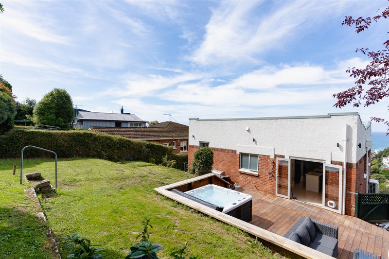 28 Seaview Terrace, Kew, Dunedin - Carousel 2