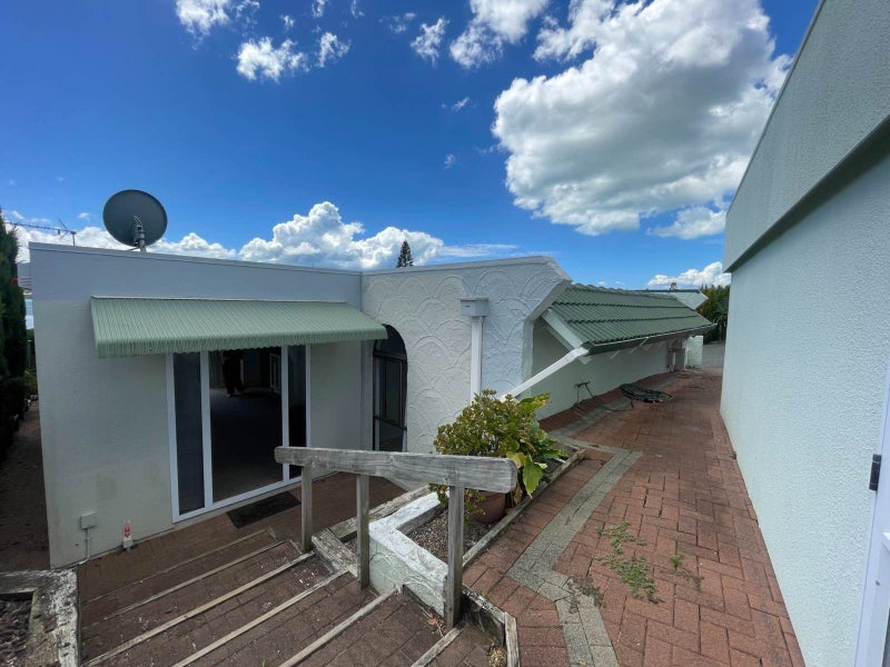 68 Bramley Drive, Farm Cove, Auckland - Carousel 13