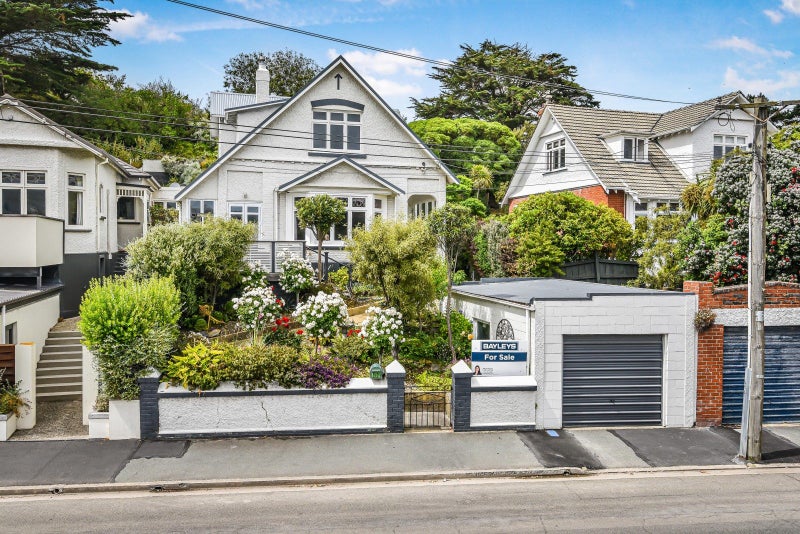 157 Victoria Road, Saint Clair, Dunedin - Carousel 1