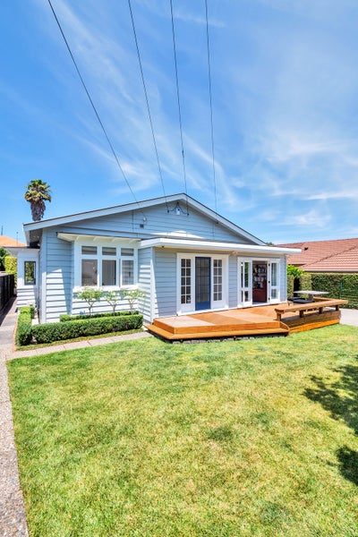 8 Kingsway, Three Kings, Auckland - Carousel 2