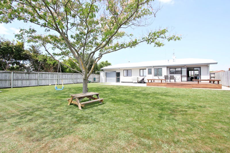 6 Whiting Crescent, Greenmeadows, Napier - Carousel 2