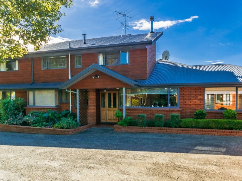 254B Waikawa Road, Waikawa, Picton - Carousel 1