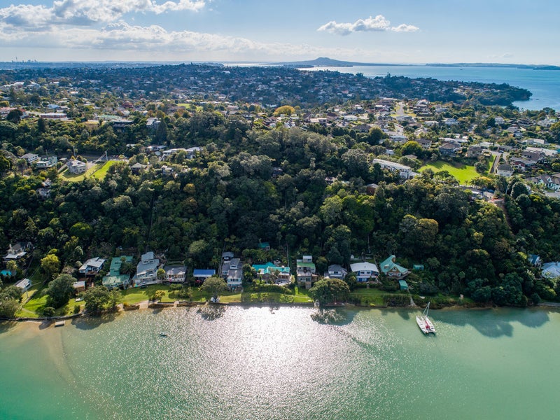 185 Sandspit Road, Shelly Park, Auckland - Carousel 26