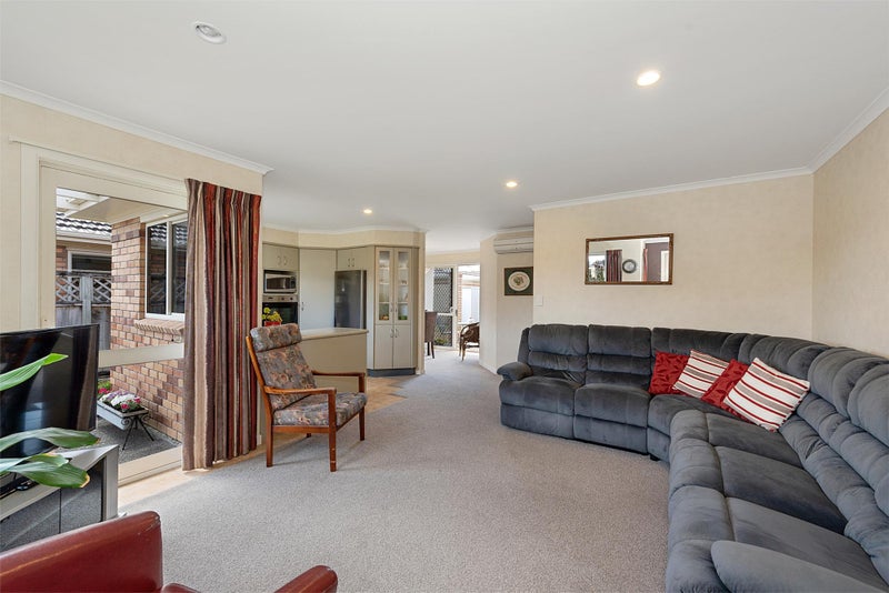 34 Sovereign Isle Lane, Rototuna, Hamilton - Carousel 2