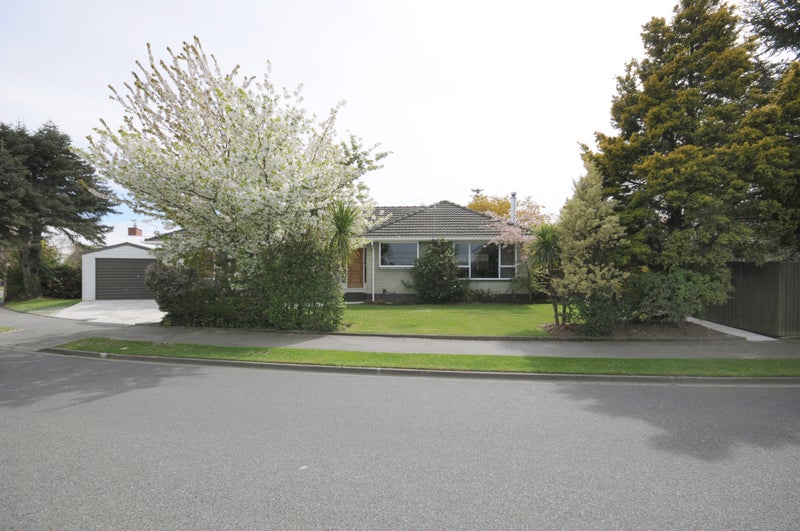 116 Kendal Avenue, Burnside, Christchurch - Carousel 1