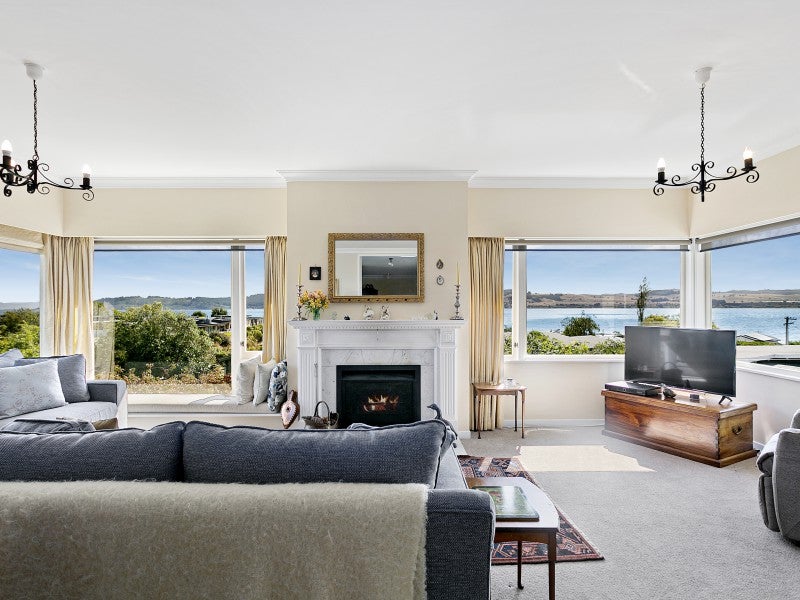 79 Rainbow Drive, Rainbow Point, Taupo - Carousel 1