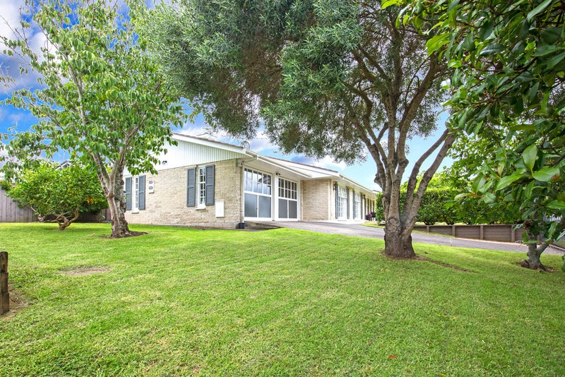 2 Tyrian Close, Half Moon Bay, Auckland - Carousel 2