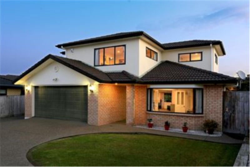 17 Reybert Place, Massey, Auckland - Carousel 2
