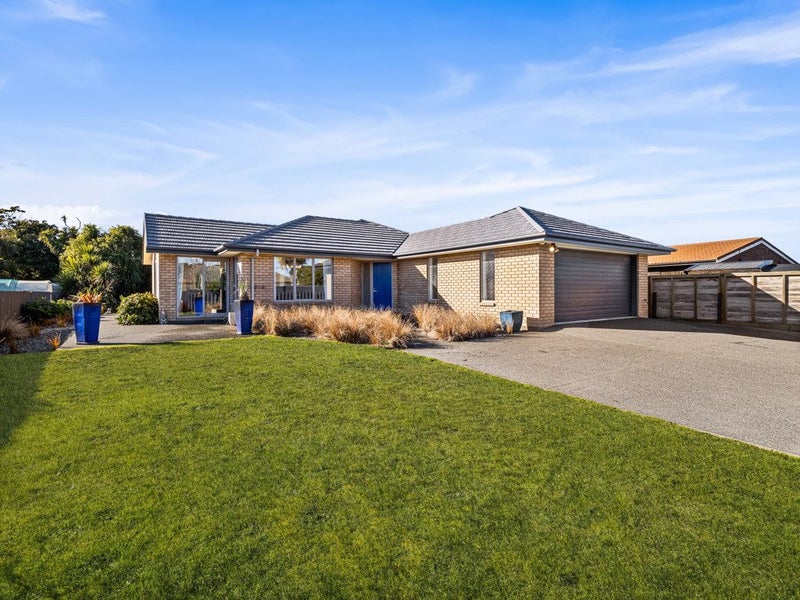 367A Pine Avenue, South New Brighton, Christchurch - Carousel 1