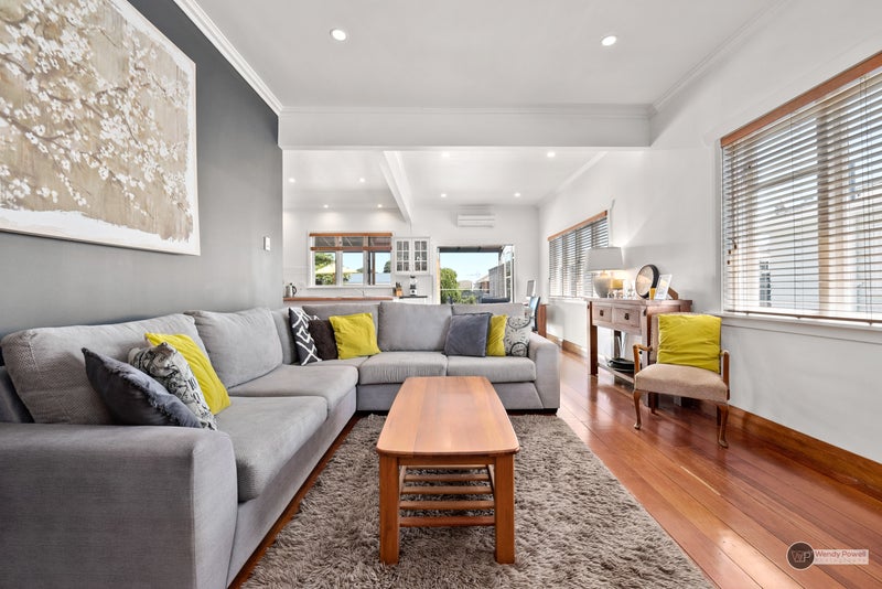 15 Ropata Crescent, Boulcott, Lower Hutt - Carousel 2